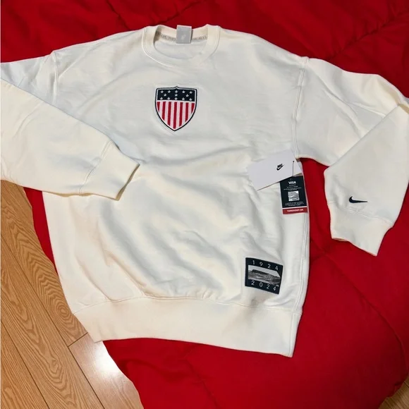 Nike Men's White Crewneck Sweater with USA Shield